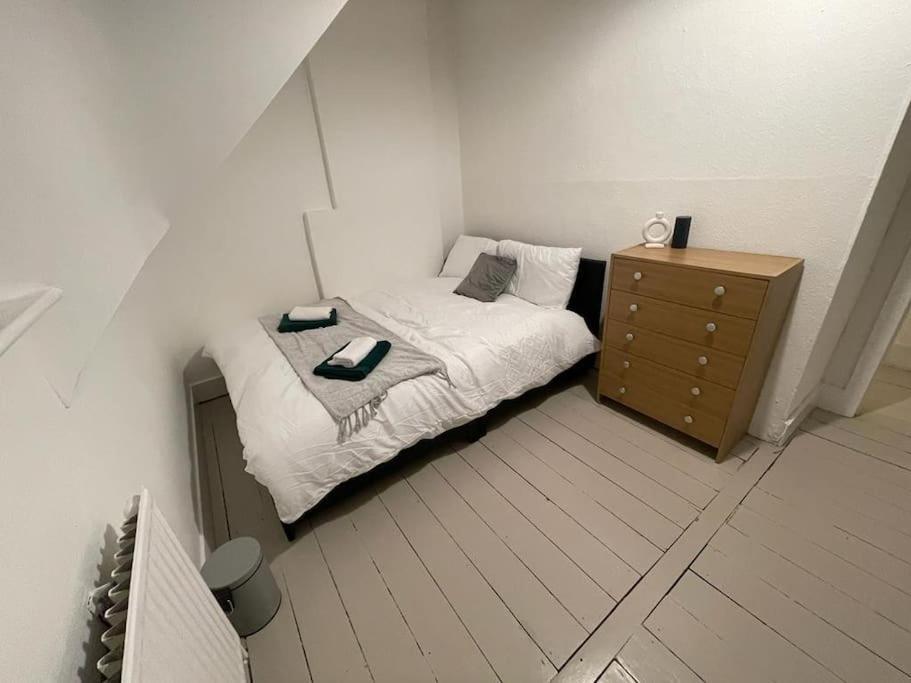 Spacious 2 Bedroom On Tower Bridge Londýn Exteriér fotografie