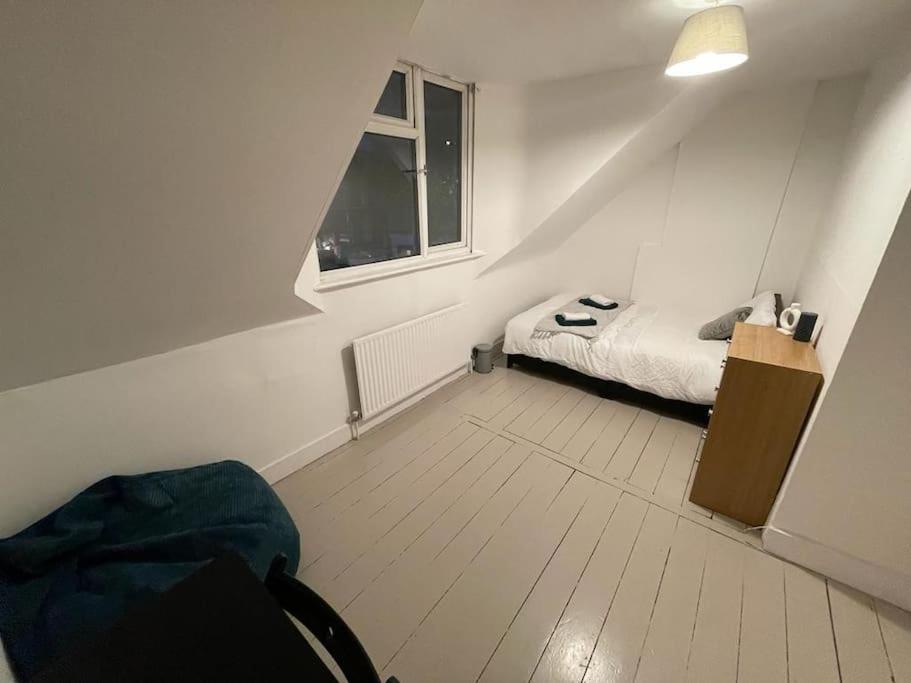 Spacious 2 Bedroom On Tower Bridge Londýn Exteriér fotografie